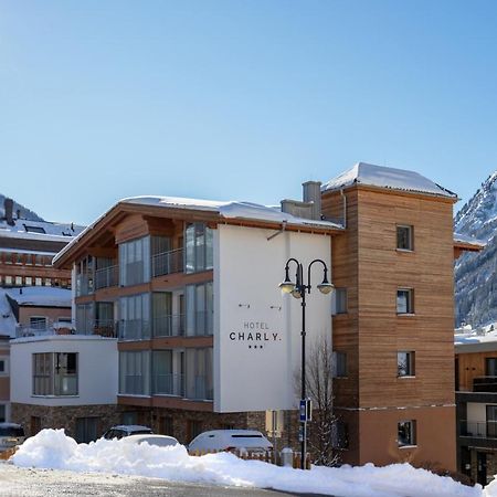 Hotel Charly Ισγκλ Εξωτερικό φωτογραφία