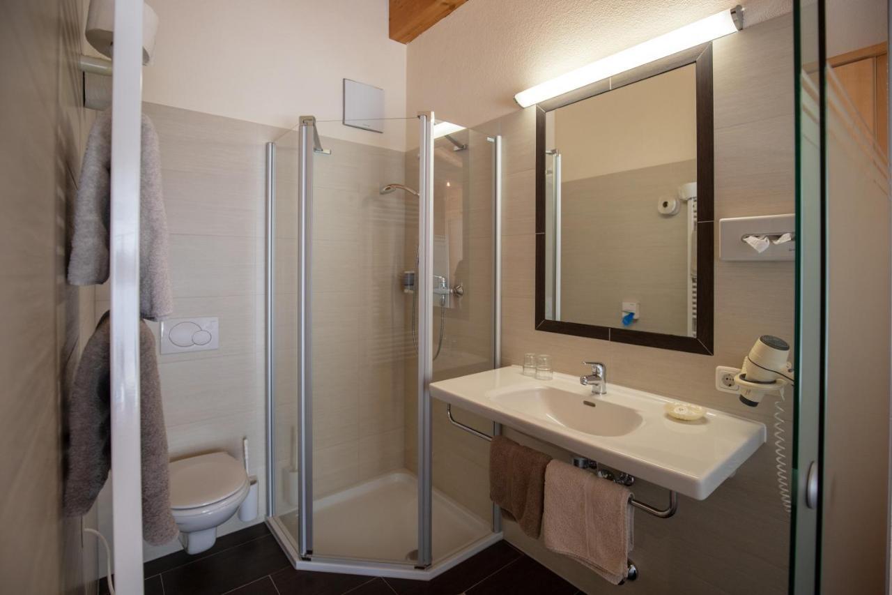 Hotel Charly Ισγκλ Εξωτερικό φωτογραφία