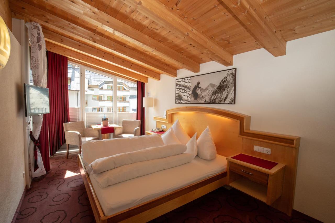 Hotel Charly Ισγκλ Εξωτερικό φωτογραφία