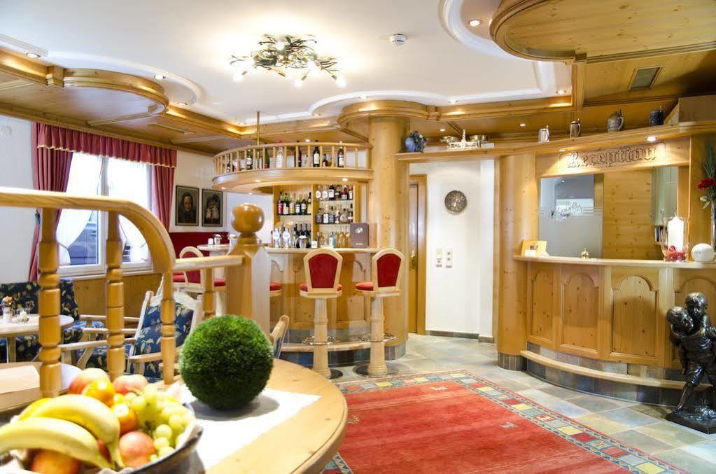 Hotel Charly Ισγκλ Εξωτερικό φωτογραφία